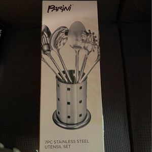 BNIB 7pc kitchen utensil set